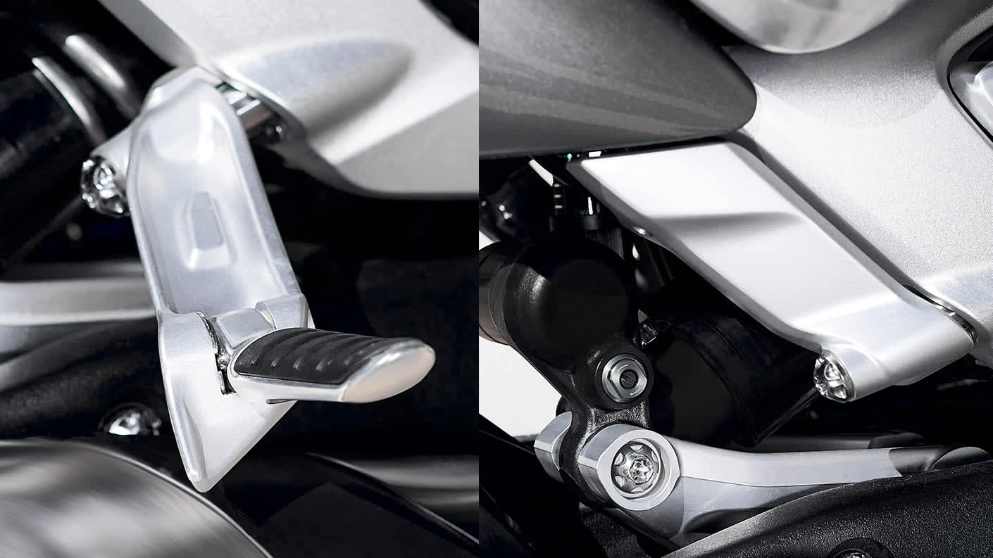 Triumph Rocket 3 GT unique foldaway pillion footrests